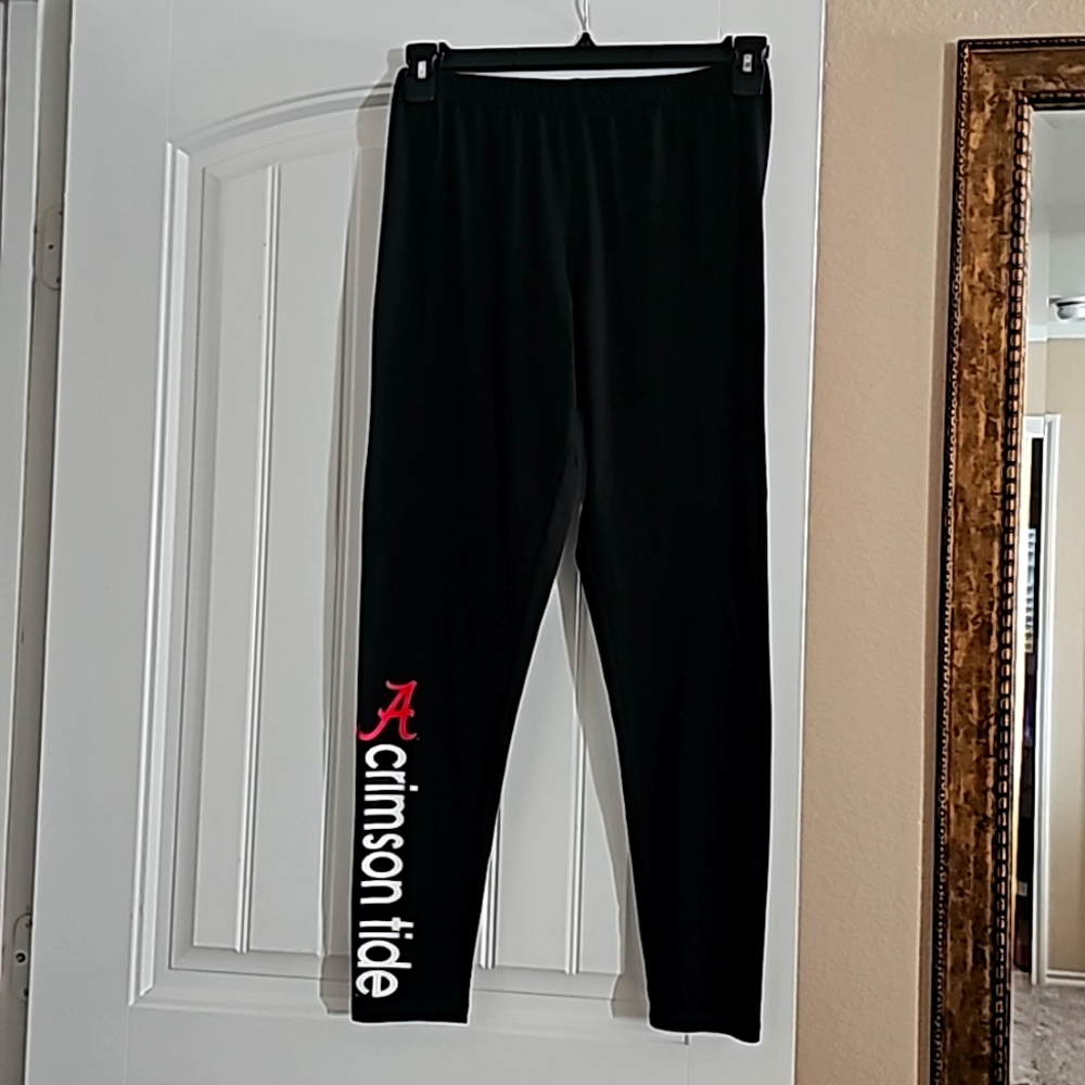 Black leggings